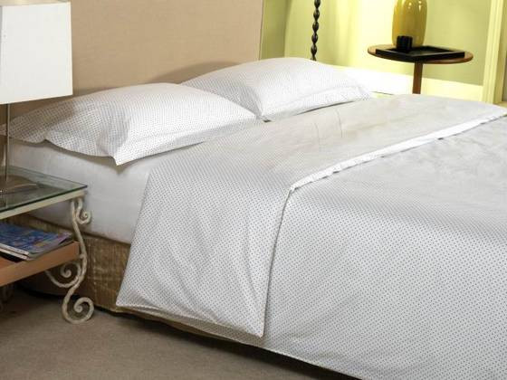 Hotel Bedding | Bed & Bath Linen | TSI Apparel